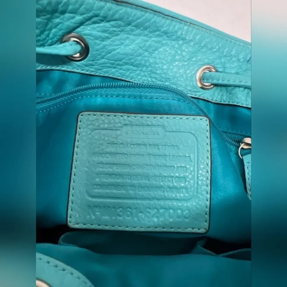 COACH Designer Blue AVERY LEATHER Drawstring Bucket Bag Purse Handbag